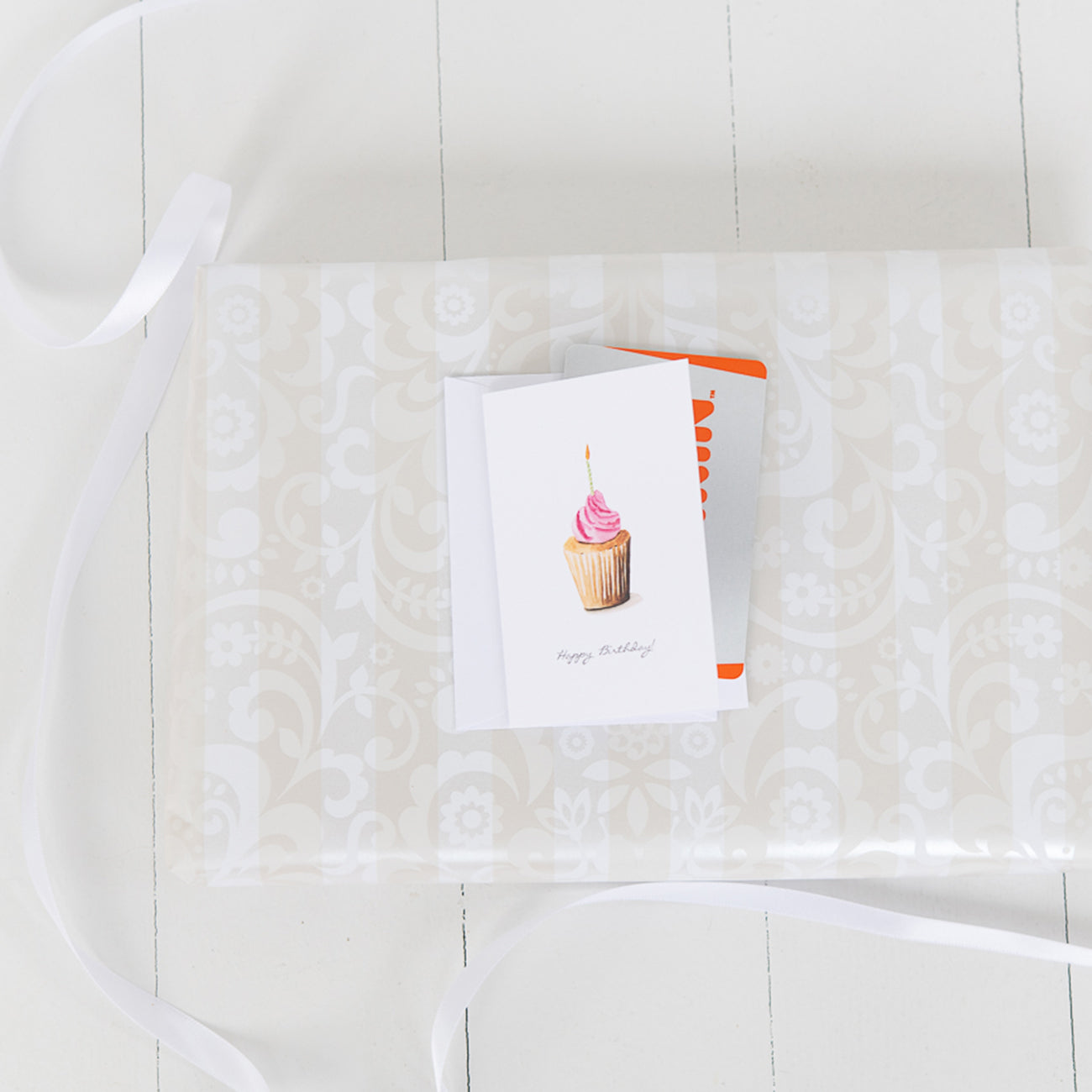 Cupcake Mini Note Card by Danielle Driscoll | Finding Silver Pennies