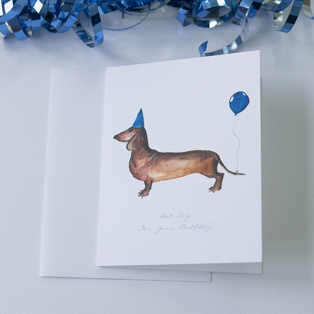 Watercolor Dachshund Birthday Card | Finding Silver Pennies #bithdaycards #findingsilverpennies #dachshundbirthdaycard
