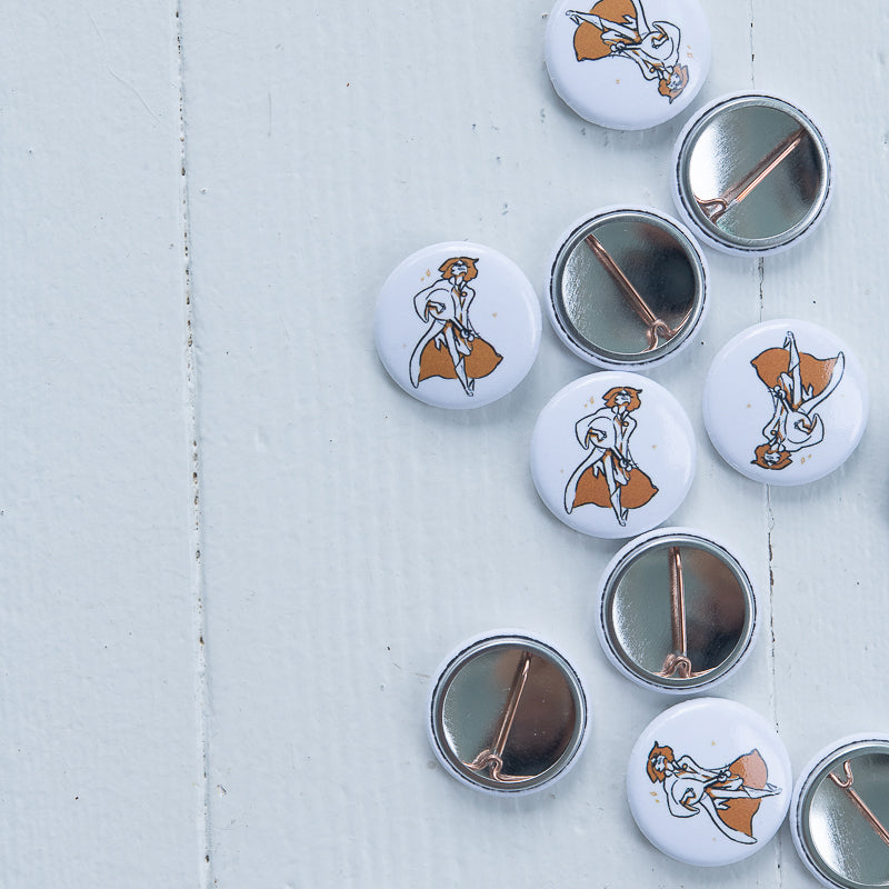 Lute Player 1 inch pins