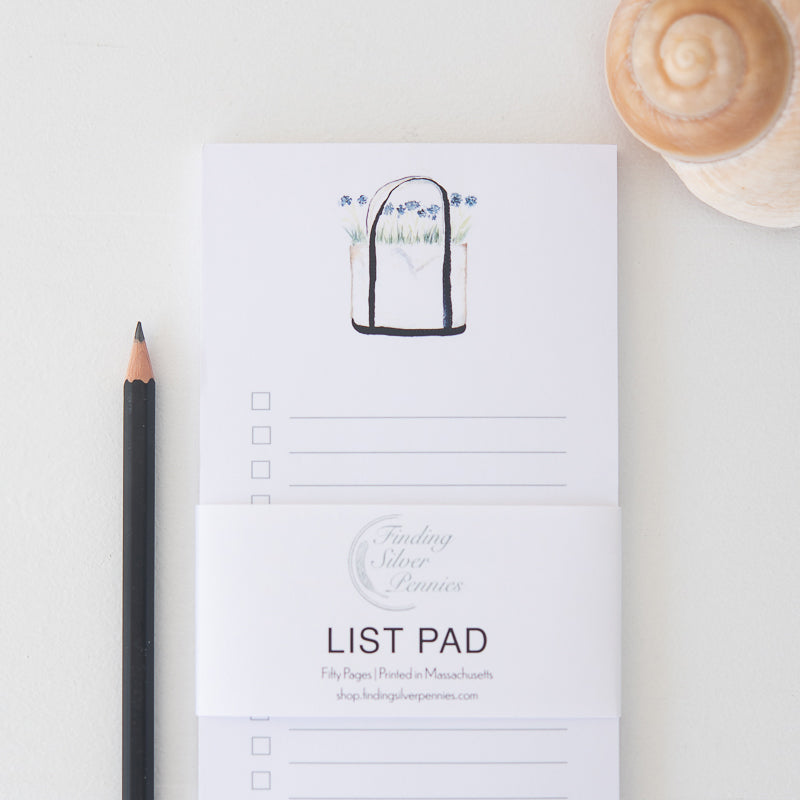 Beach Tote List Pad by Danielle Driscoll | Finding Silver Pennies #watercolor #summer #stationery 