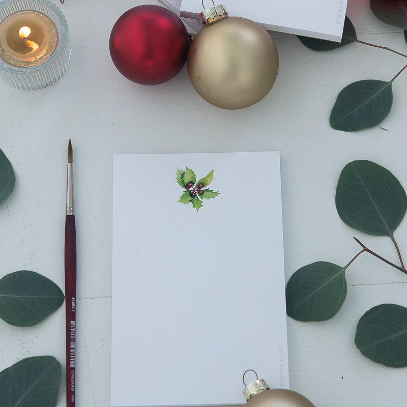 Holly Mini Notepad | Finding Silver Pennies #watercolor #holly #findingsilverpennies